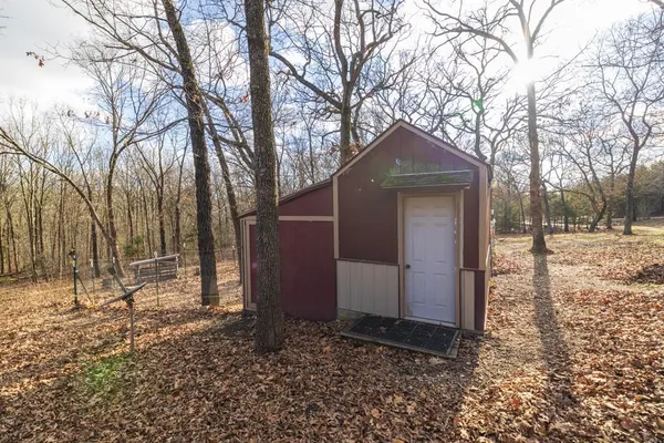 $540,000 | 25594 Hidden Valley Avenue, Warsaw, MO 65355