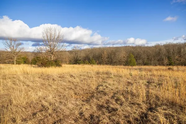 $540,000 | 25594 Hidden Valley Avenue, Warsaw, MO 65355