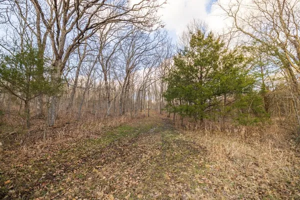 $540,000 | 25594 Hidden Valley Avenue, Warsaw, MO 65355
