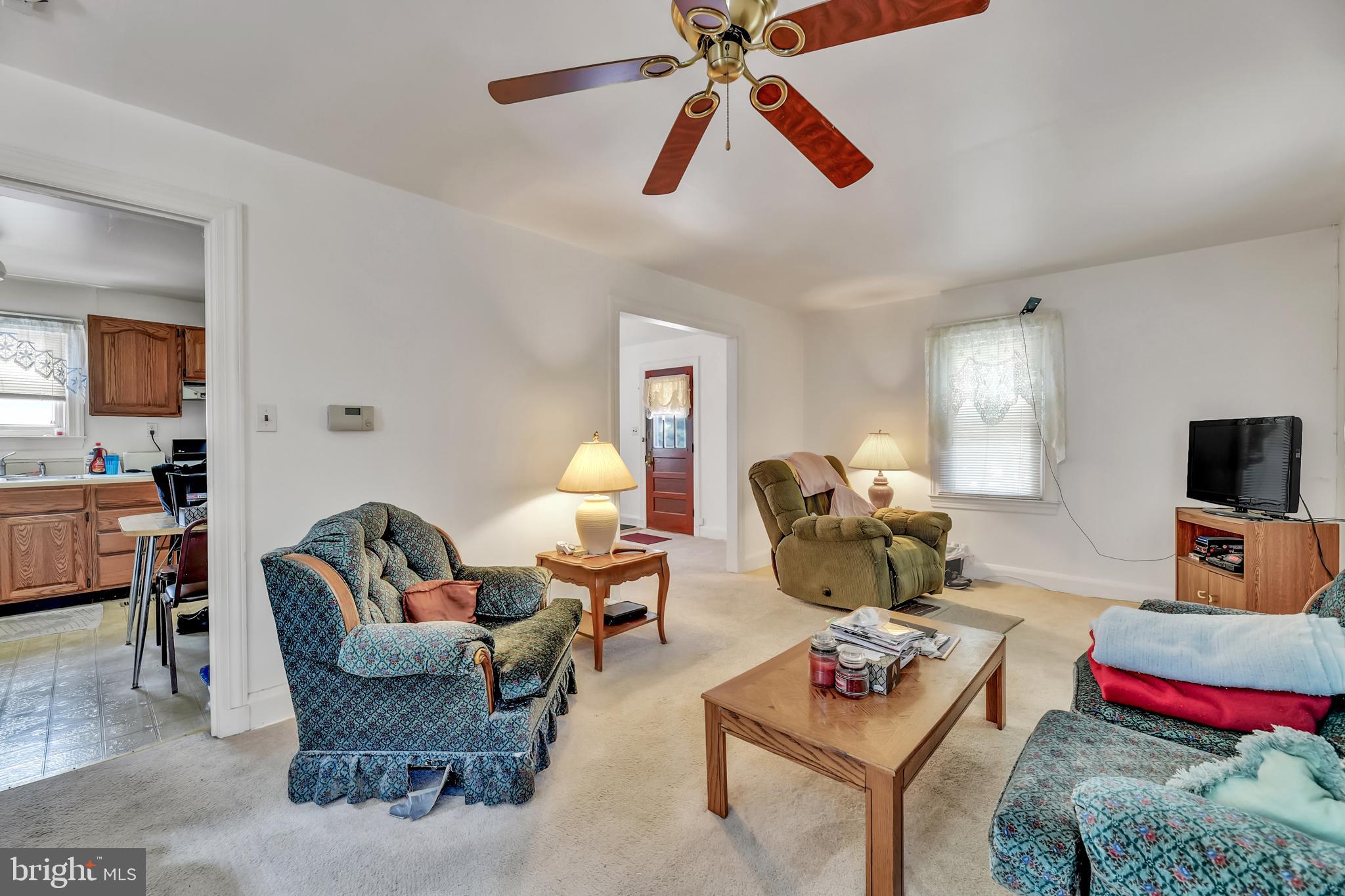 15 Timber Grove Road Owings Mills, MD 21117 - Photo 5 of 27 Gallery Image 5