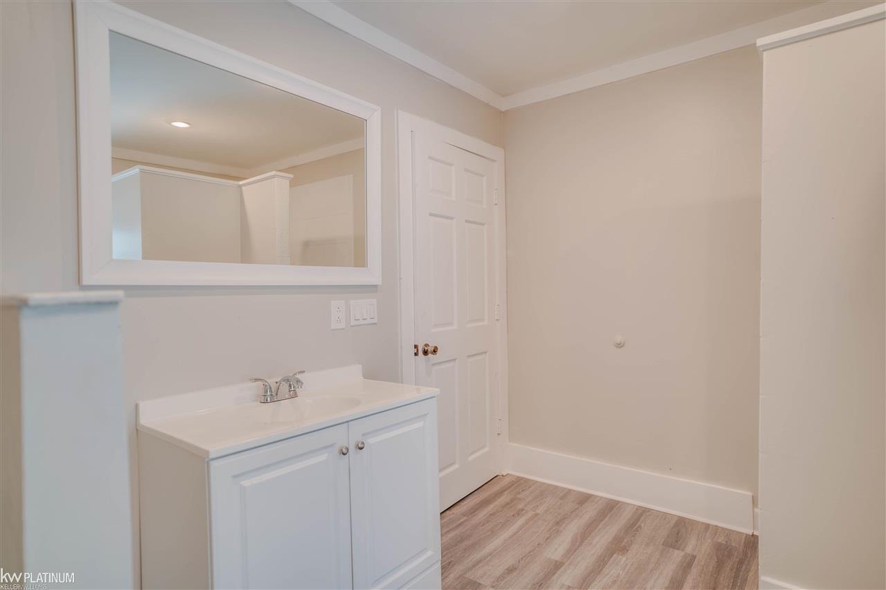 6409 Bryce Road North Street, MI 48049 - Photo 15 of 30