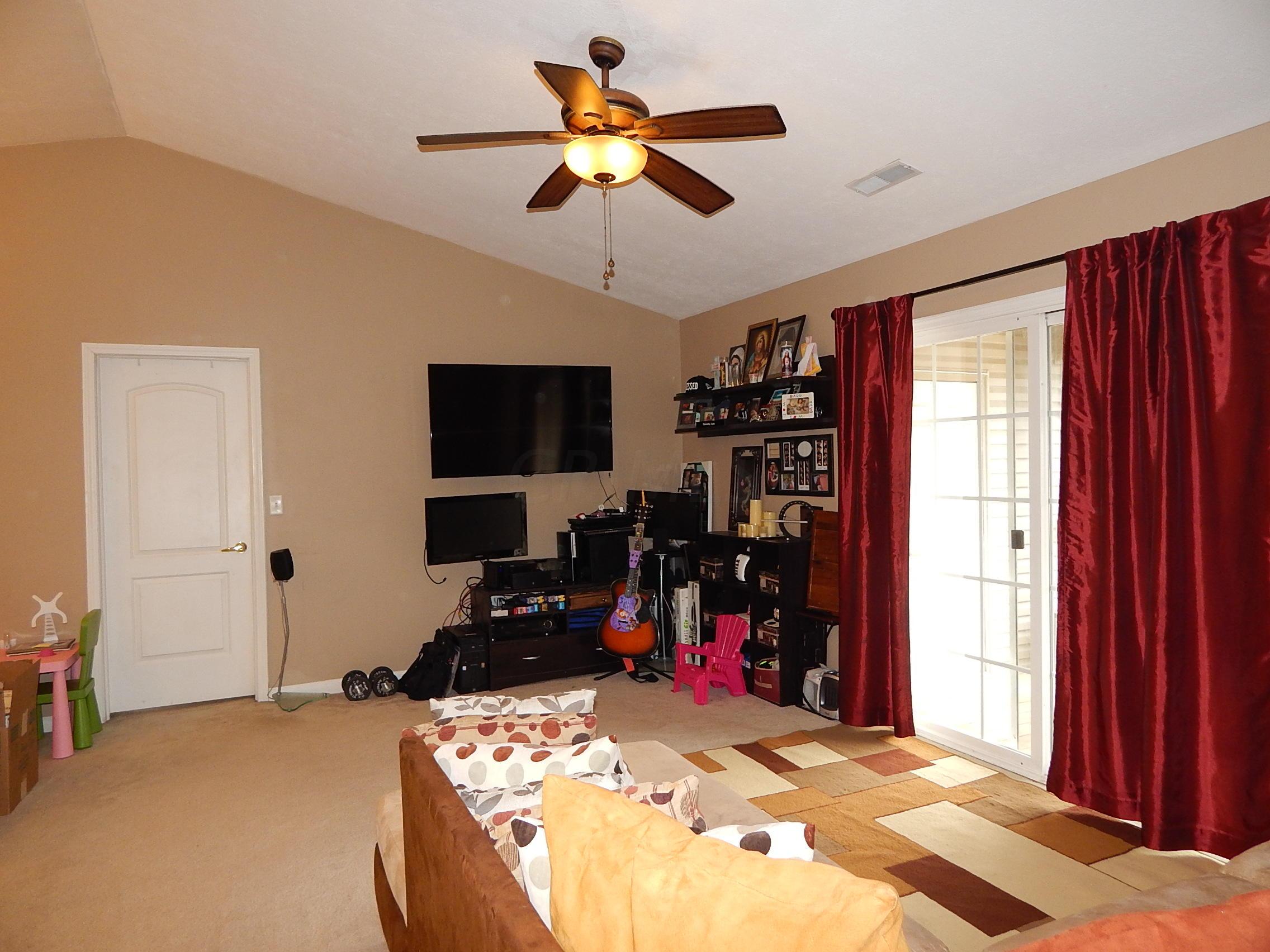 681 Spring Valley Drive Lewis Center, OH 43035 - Photo 10 of 20