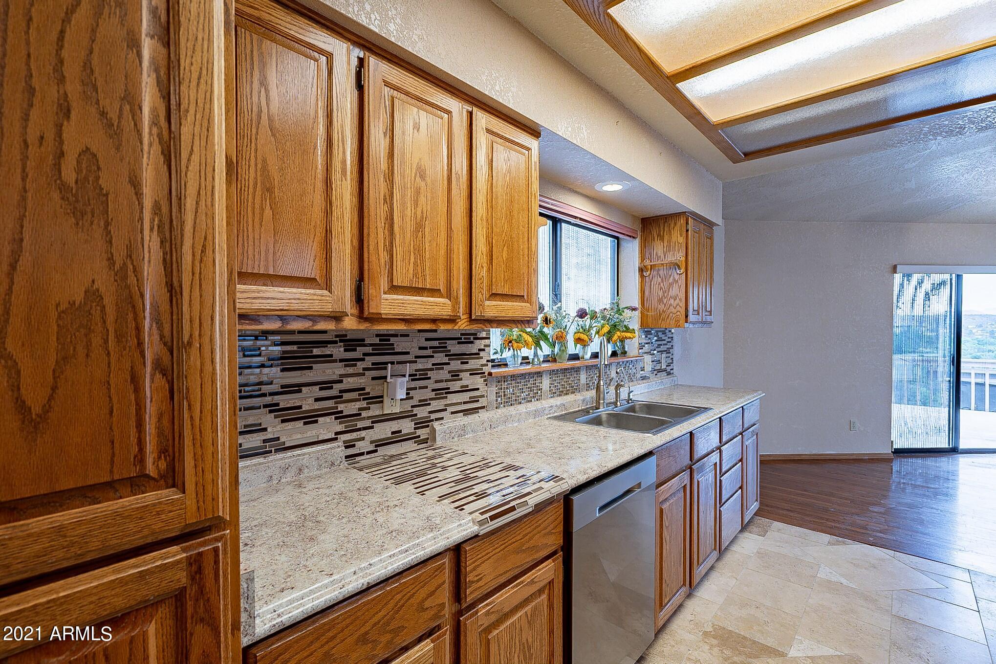 4815 Hopi Way Rimrock, AZ 86335 - Photo 17 of 52 017_Kitchen