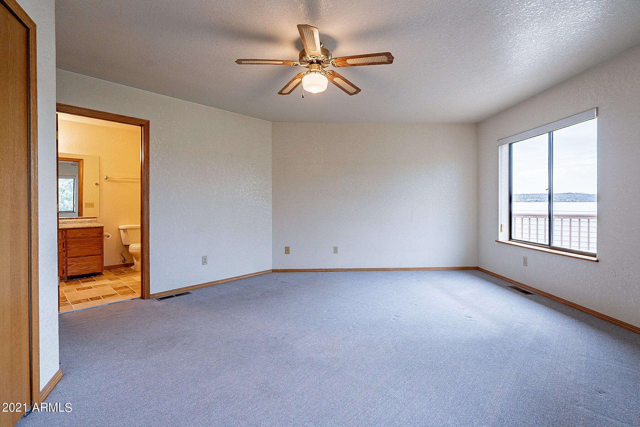 4815 Hopi Way Rimrock, AZ 86335 - Photo 33 of 52 033_Master Bedroom
