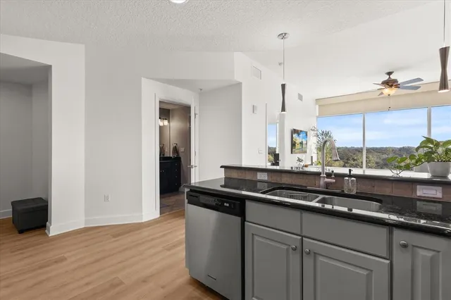 $274,900 | 101 South Eola Drive, Unit 610, Orlando, FL 32801