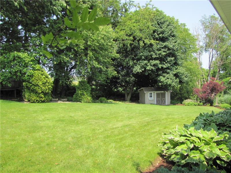 208 Rizzi Drive Irwin, PA 15642 - Photo 20 of 25 Gallery Image 20
