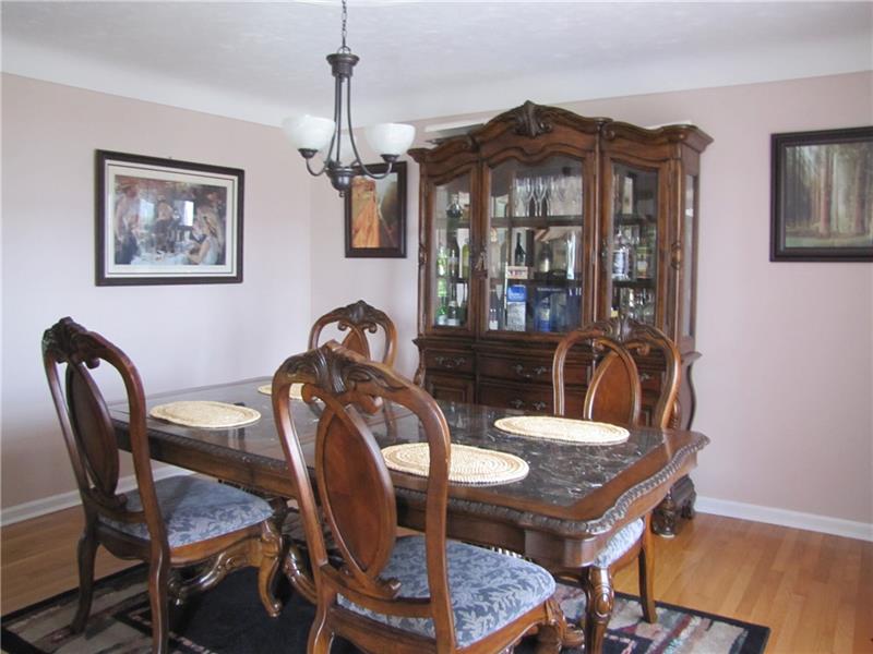 208 Rizzi Drive Irwin, PA 15642 - Photo 8 of 25 Gallery Image 8