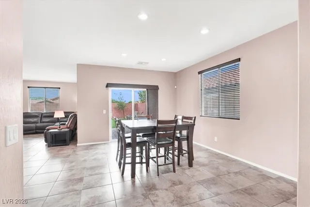 $700,000 | 10368 Saddle Mountain Street, Las Vegas, NV 89178