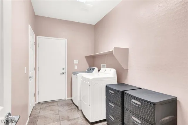 $700,000 | 10368 Saddle Mountain Street, Las Vegas, NV 89178