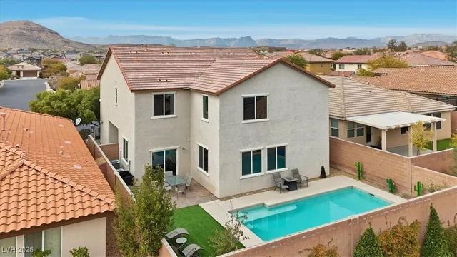 $700,000 | 10368 Saddle Mountain Street, Las Vegas, NV 89178