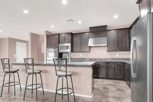 $700,000 | 10368 Saddle Mountain Street, Las Vegas, NV 89178