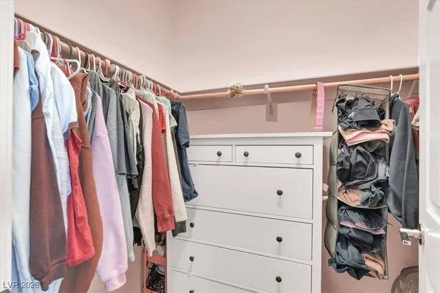 $700,000 | 10368 Saddle Mountain Street, Las Vegas, NV 89178