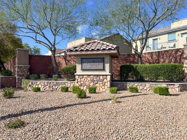 $700,000 | 10368 Saddle Mountain Street, Las Vegas, NV 89178