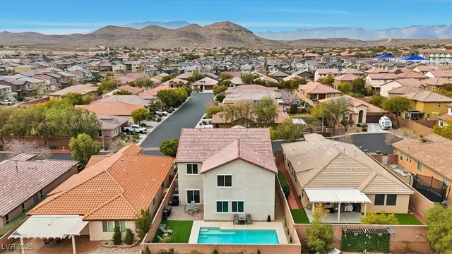 $700,000 | 10368 Saddle Mountain Street, Las Vegas, NV 89178