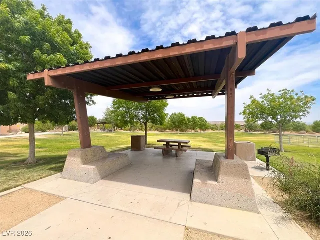 $700,000 | 10368 Saddle Mountain Street, Las Vegas, NV 89178