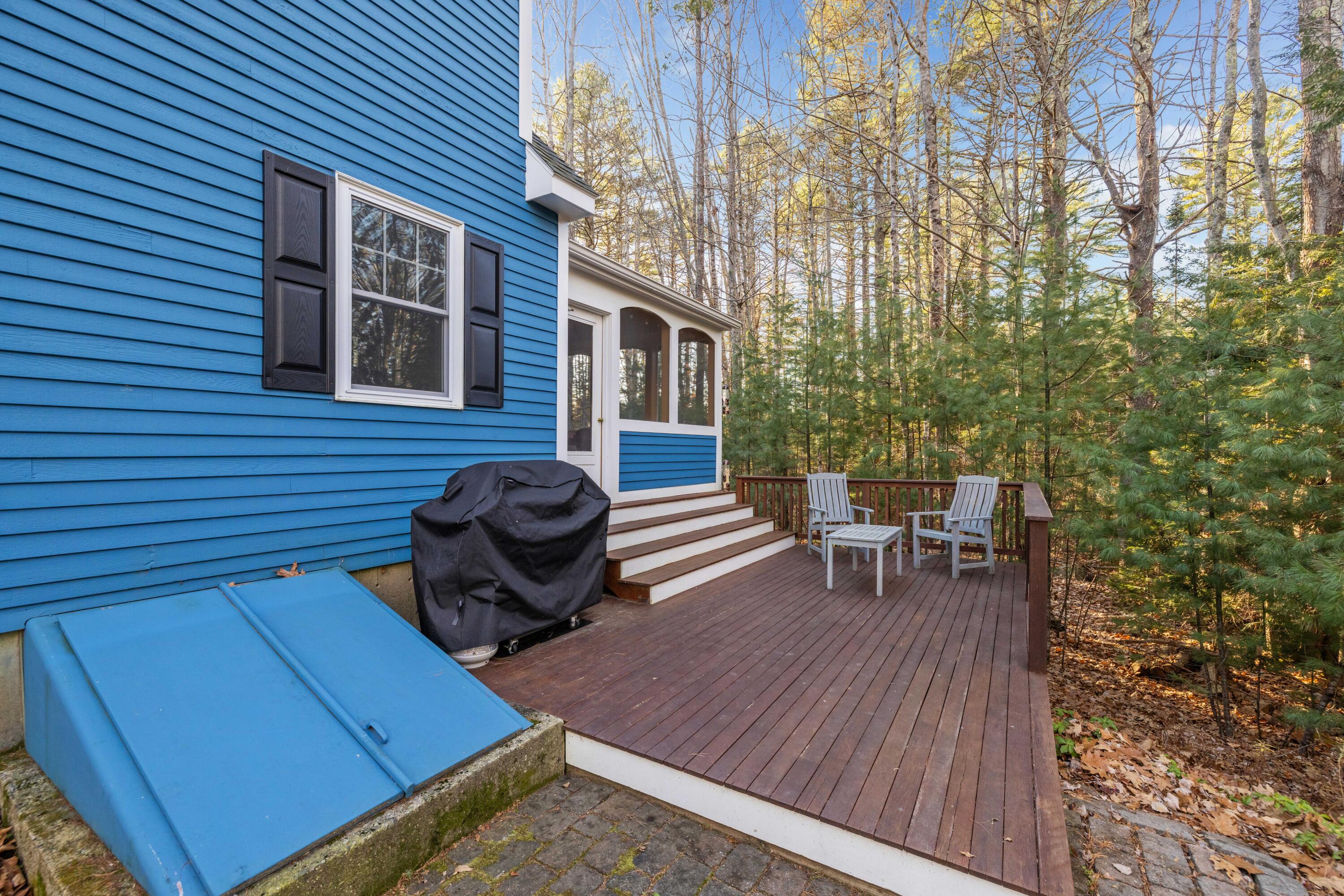 24 R Old Cape Road Kennebunkport, ME 04046 - Photo 37 of 39 Deck