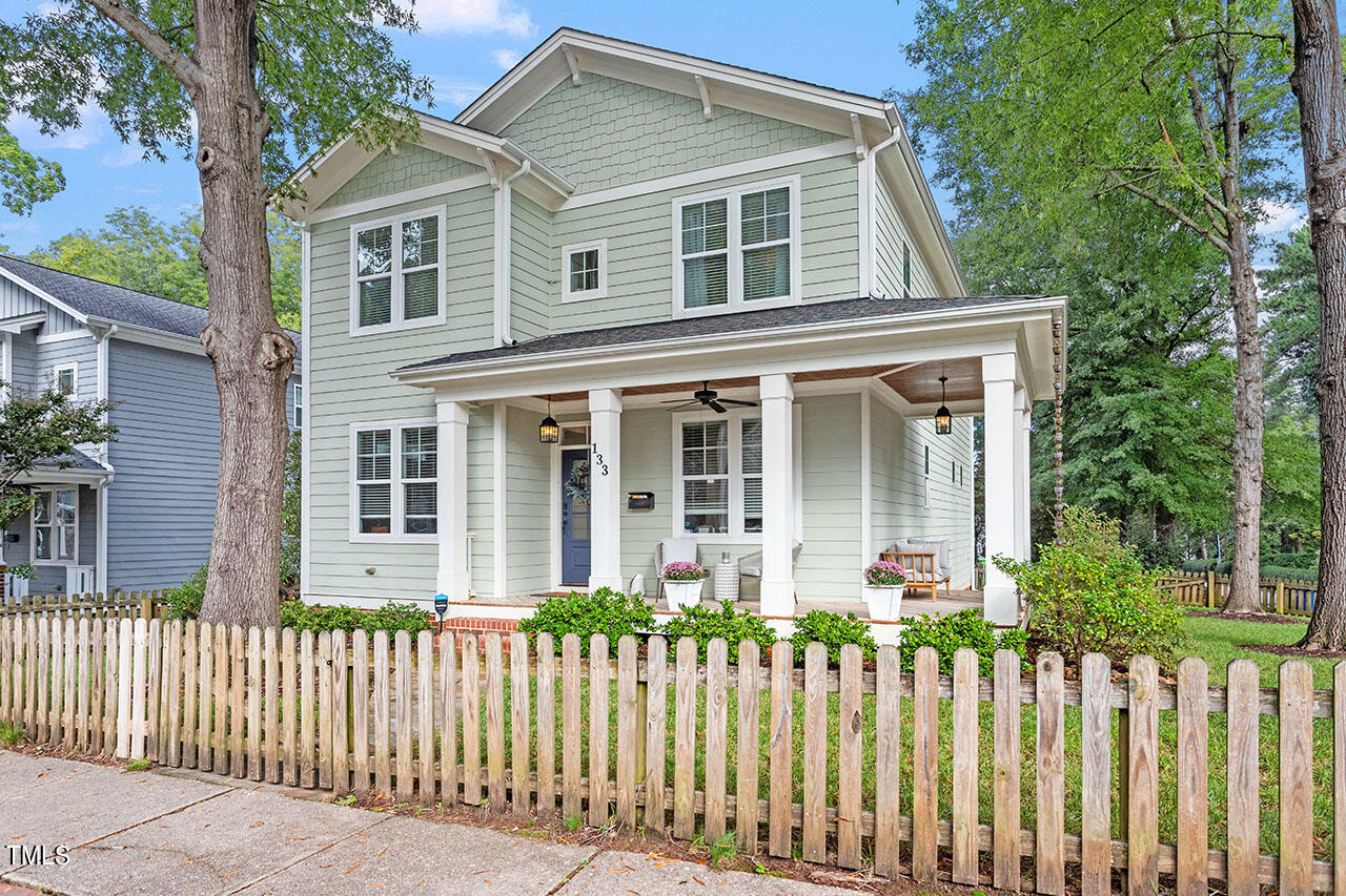 133 Hudson Street Raleigh, NC 27608 - Photo 2 of 37 133 Hudson Street_03