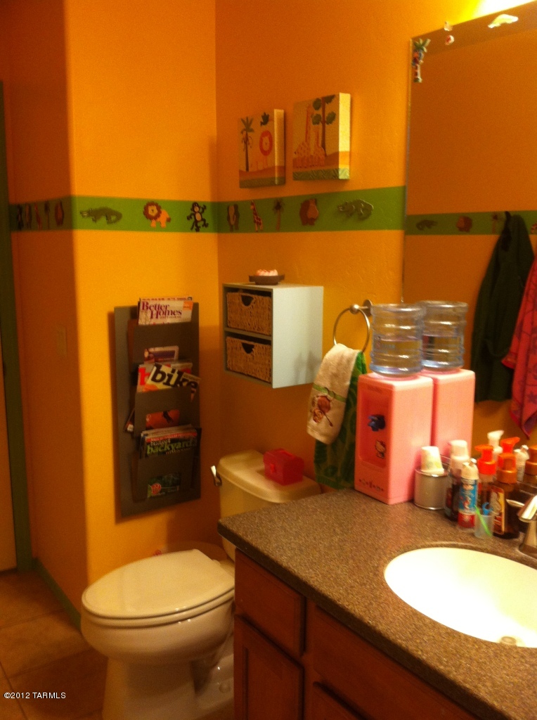 6610 East Bambino Road Tucson, AZ 85756 - Photo 2 of 11