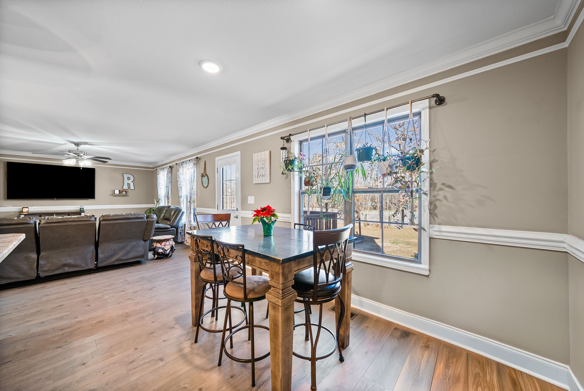 548 Medallion Circle Clarksville, TN 37042 - Photo 13 of 40 a view of a dining room with furniture and a window