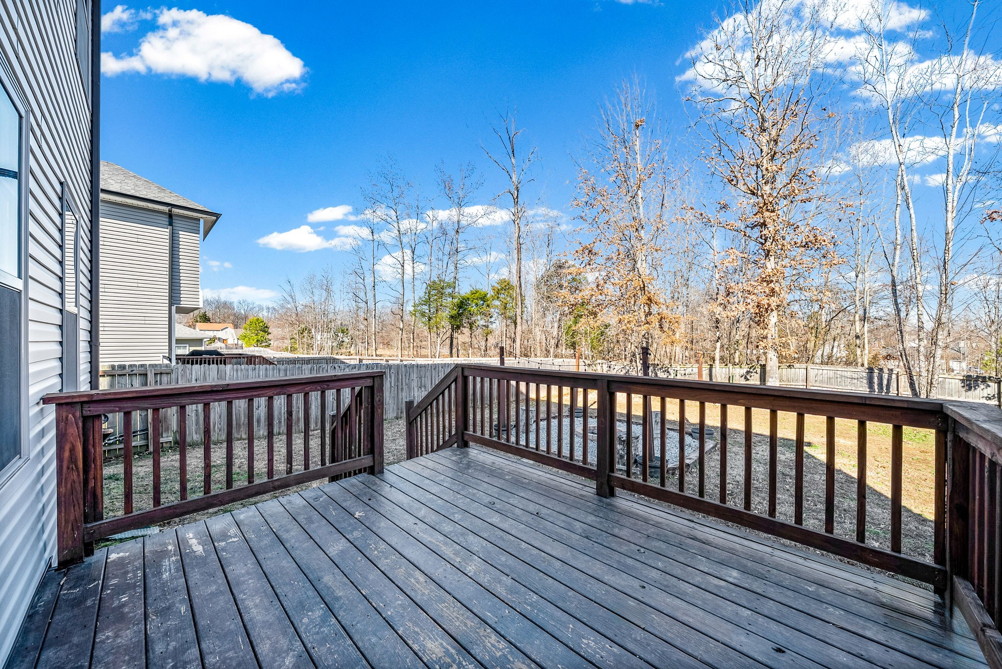 548 Medallion Circle Clarksville, TN 37042 - Photo 29 of 40 a view of a balcony with wooden floor