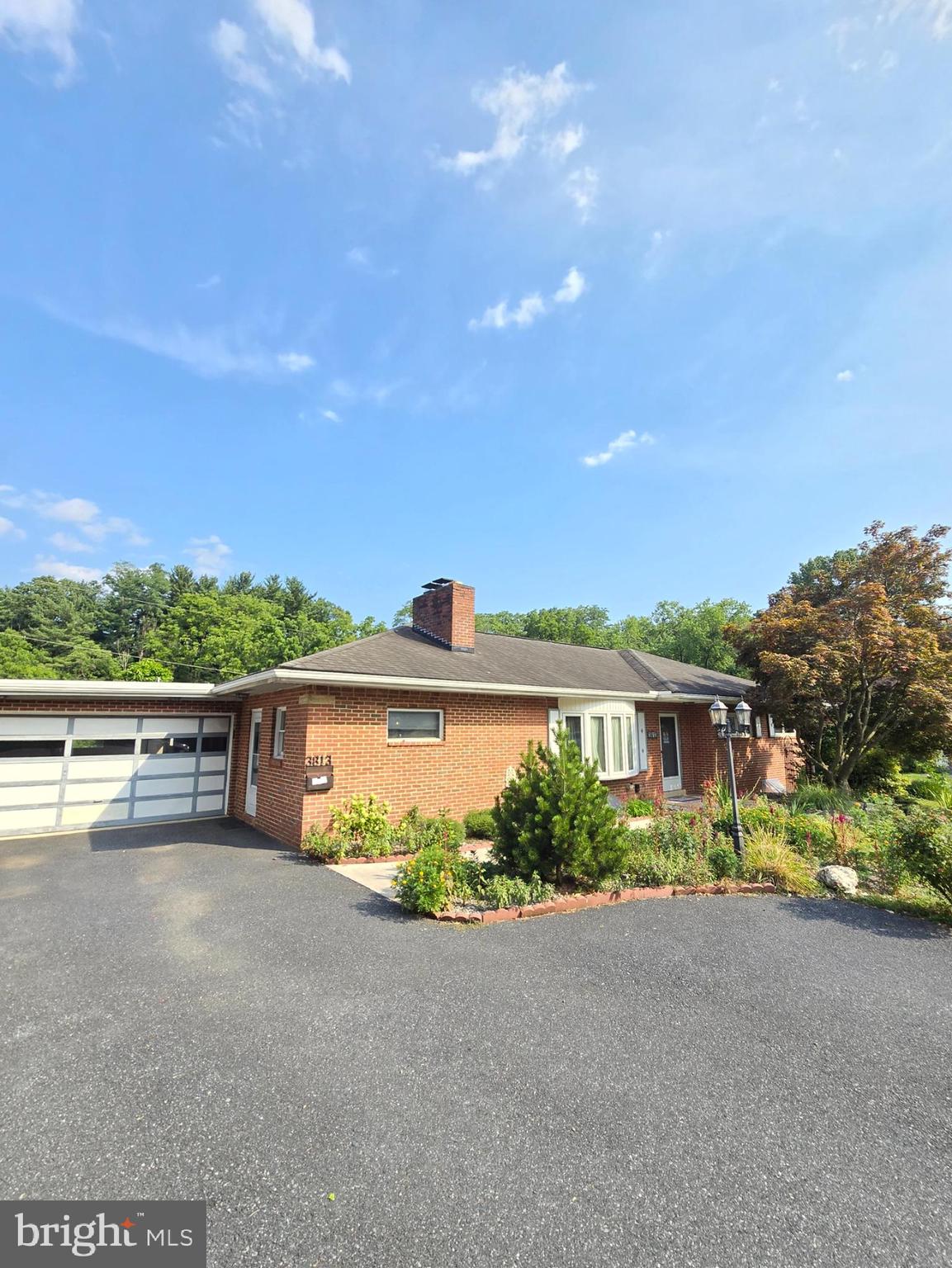 3813 Darby Road Harrisburg, PA 17109 - Photo 3 of 43 Gallery Image 3