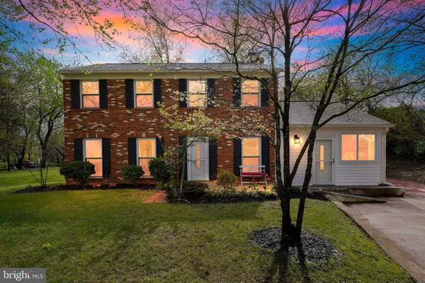 $699,900 | 805 Mosby Hollow Drive, Herndon, VA 20170