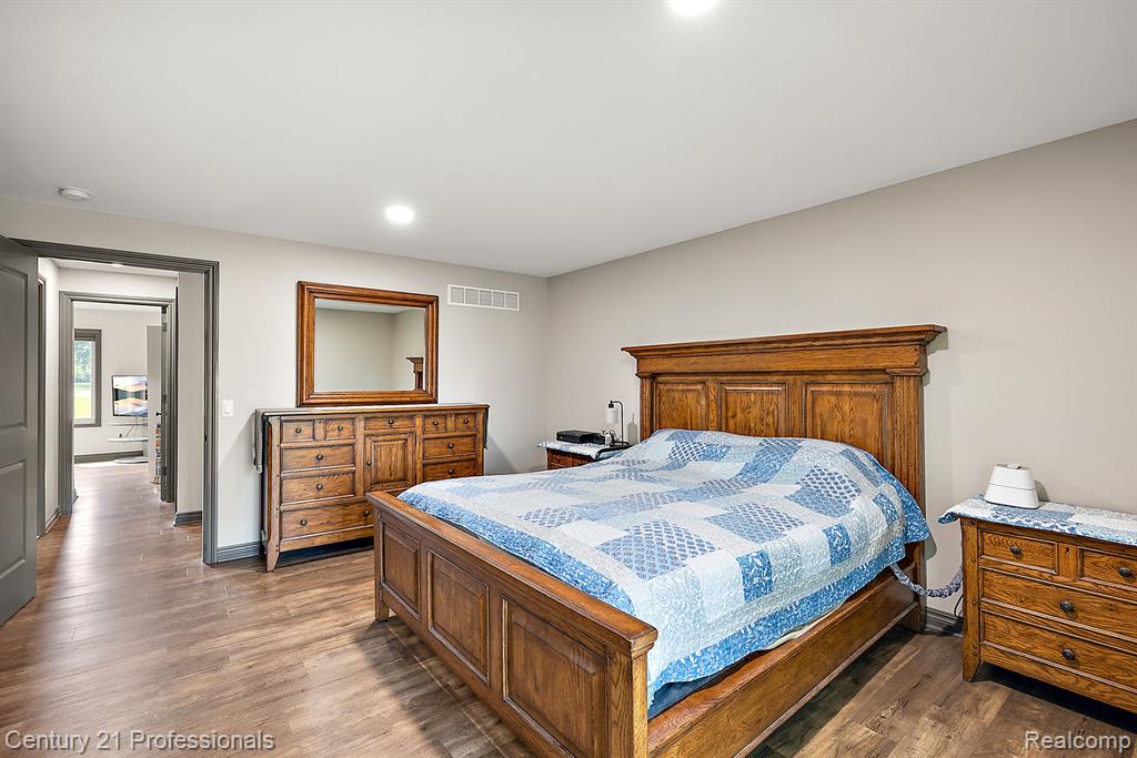 12120 Shaffer Road Davisburg, MI 48350 - Photo 32 of 92