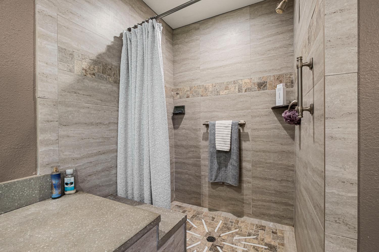 2296 Forebay Road Pollock Pines, CA 95726 - Photo 36 of 62 Master bath