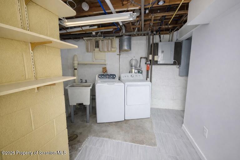 1125 Watson Street Scranton, PA 18504 - Photo 16 of 20 a utility room with dryer and washer