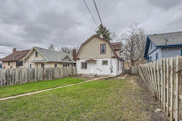 $2,299 | 3715 North Lyndale Avenue, Minneapolis, MN 55412