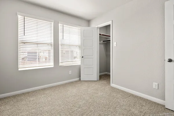 $1,450 | 3815 Abbott Pass, Unit 102, St. Hedwig, TX 78152