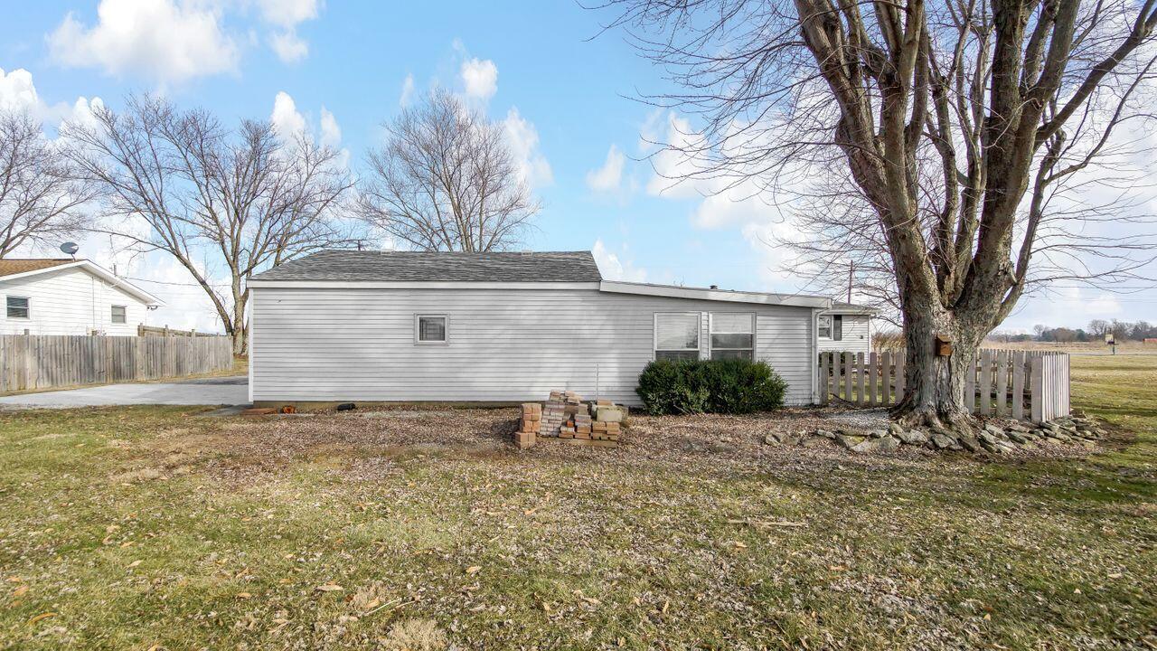 4251 Troy Road Delaware, OH 43015 - Photo 32 of 34 Back