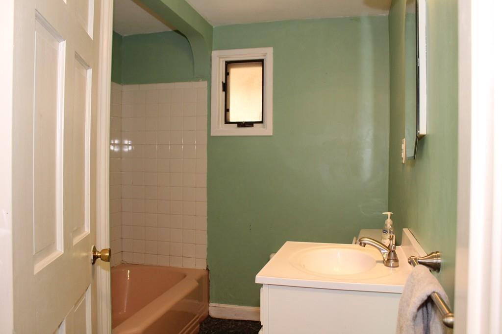 5 Parramatta Road Beverly, MA 01915 - Photo 17 of 28 Gallery Image 17