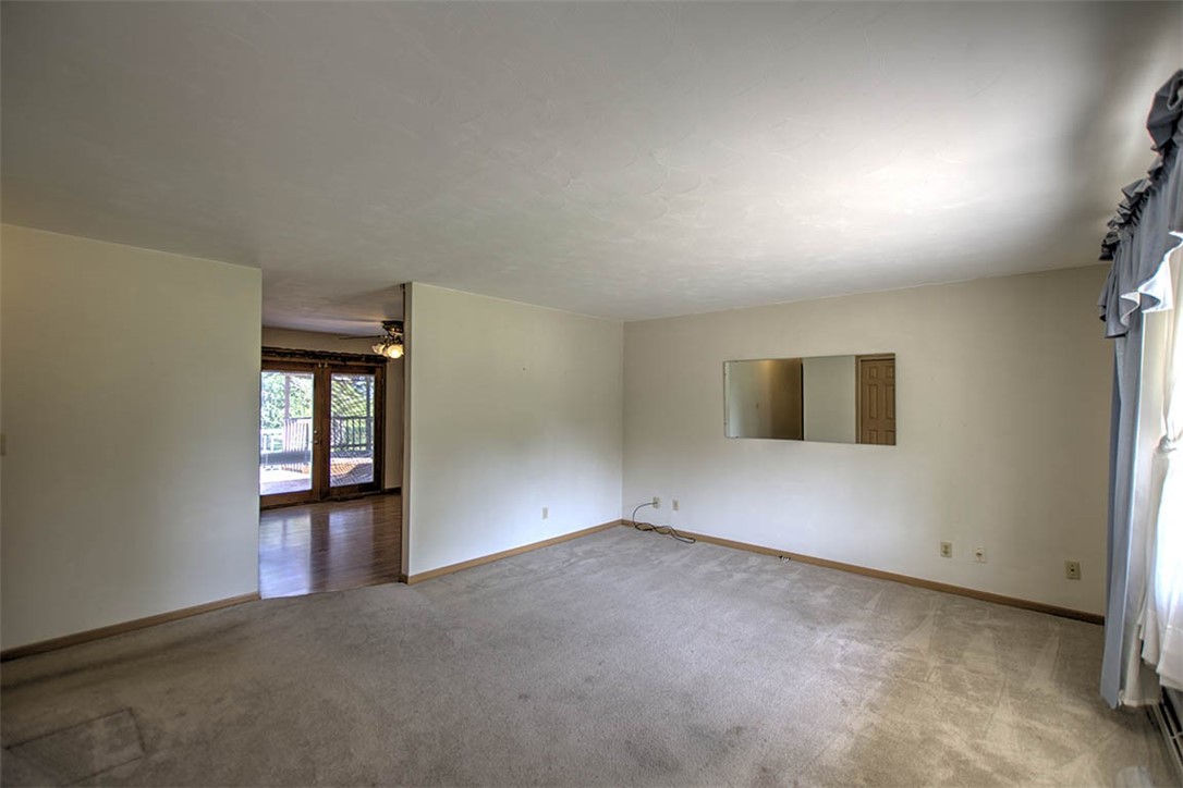 4529 Forest Parkway Decatur, IL 62521 - Photo 10 of 34 Gallery Image 10