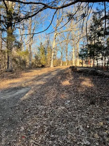 $149,900 | 10827 Scout Camp Road, Bismarck, MO 63624