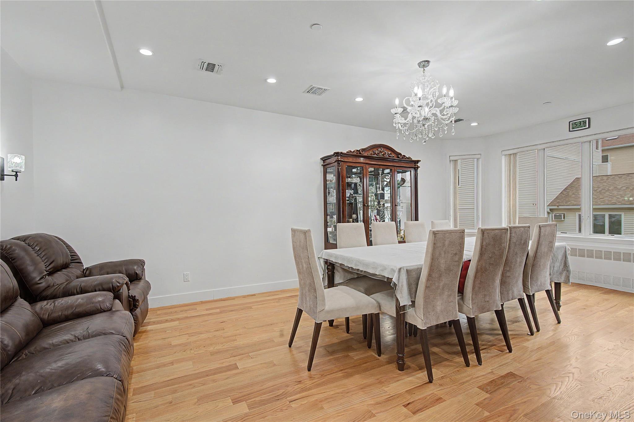151 Blauvelt Road, Unit 214 Monsey, NY 10952 - Photo 5 of 26