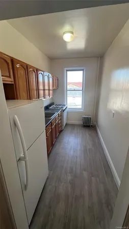 $2,090 | 164-18 43rd Avenue, Unit C2 | Flushing
