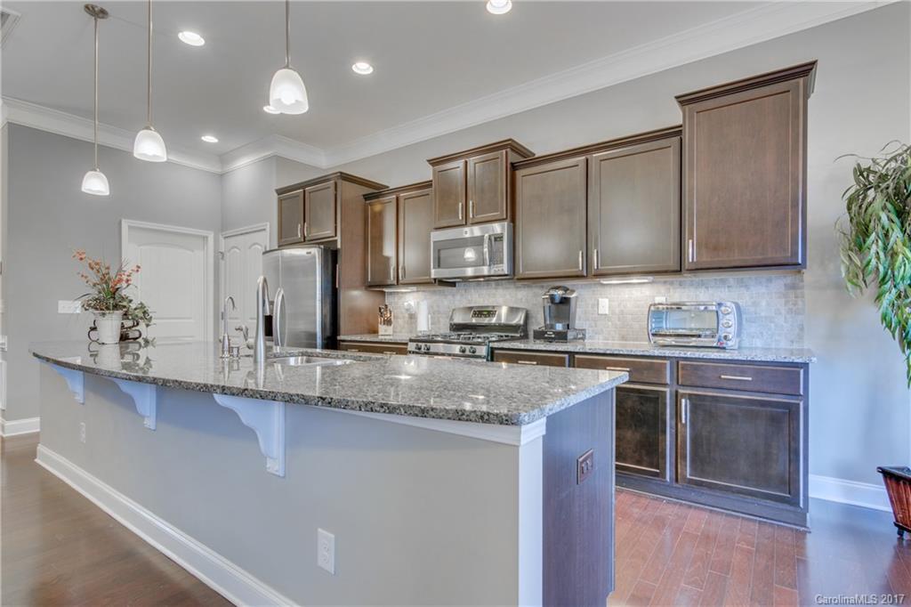 9002 Inverness Bay Road Charlotte, NC 28278 - Photo 11 of 24 Gallery Image 11