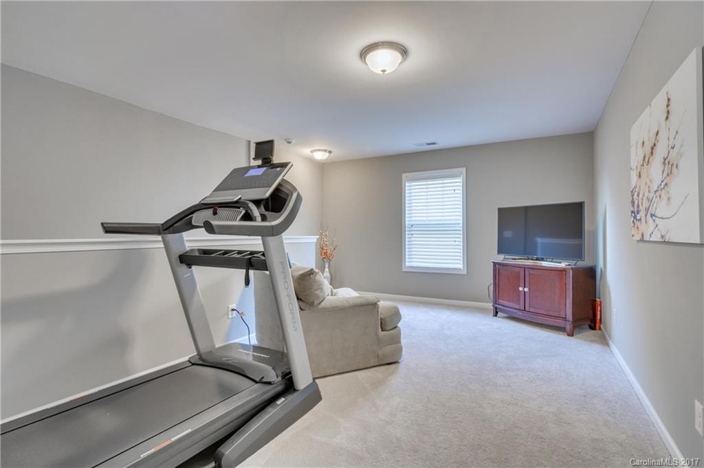 9002 Inverness Bay Road Charlotte, NC 28278 - Photo 20 of 24 Gallery Image 20