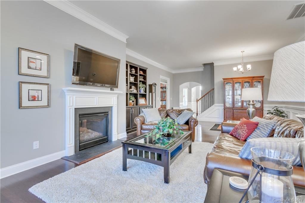 9002 Inverness Bay Road Charlotte, NC 28278 - Photo 8 of 24 Gallery Image 8