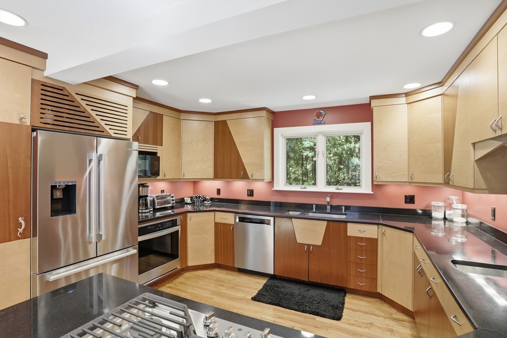 84 Slough Road Harvard, MA 01451 - Photo 23 of 42