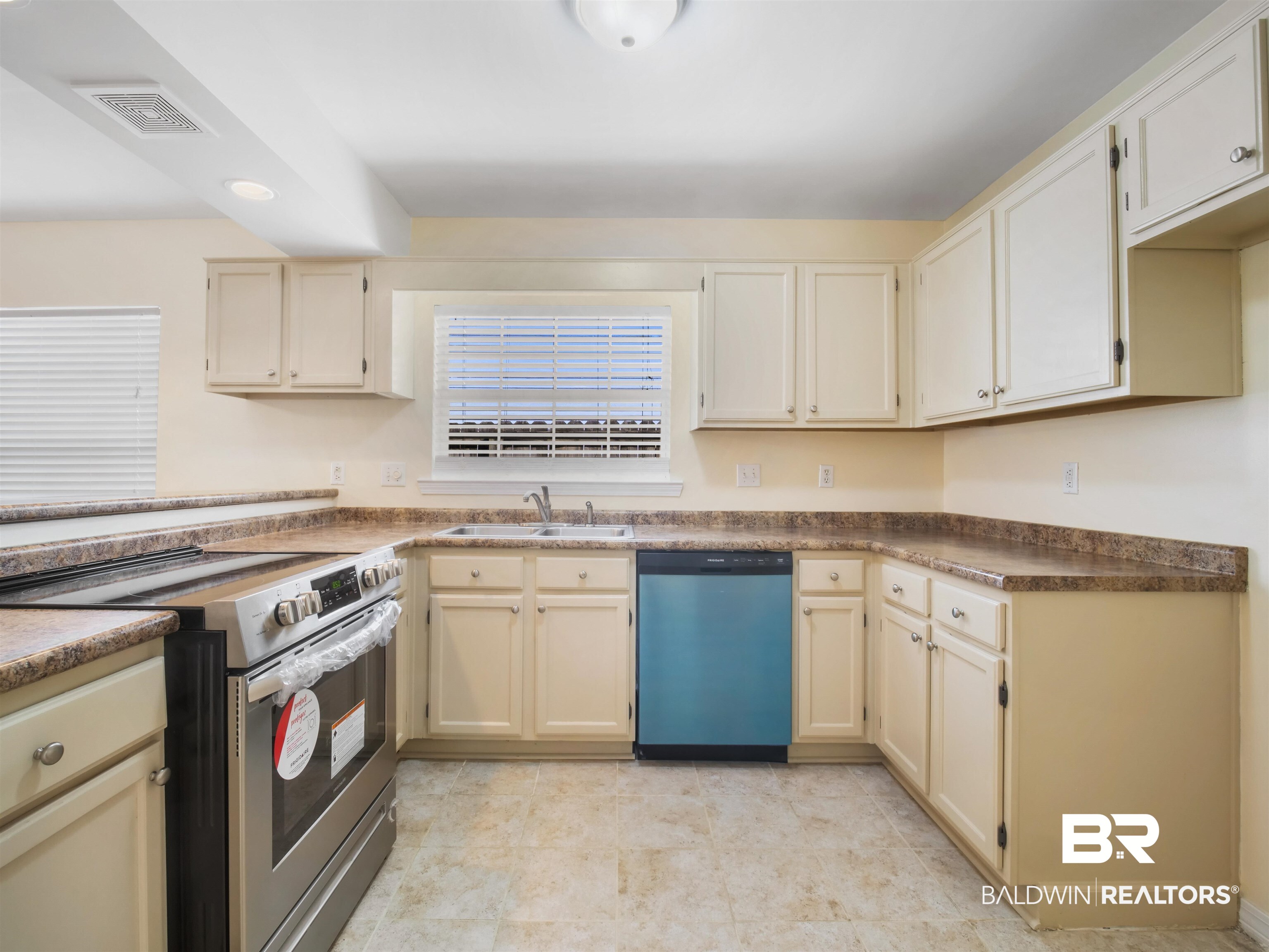 7635 Audubon Drive Foley, AL 36535 - Photo 10 of 25 Gallery Image 10