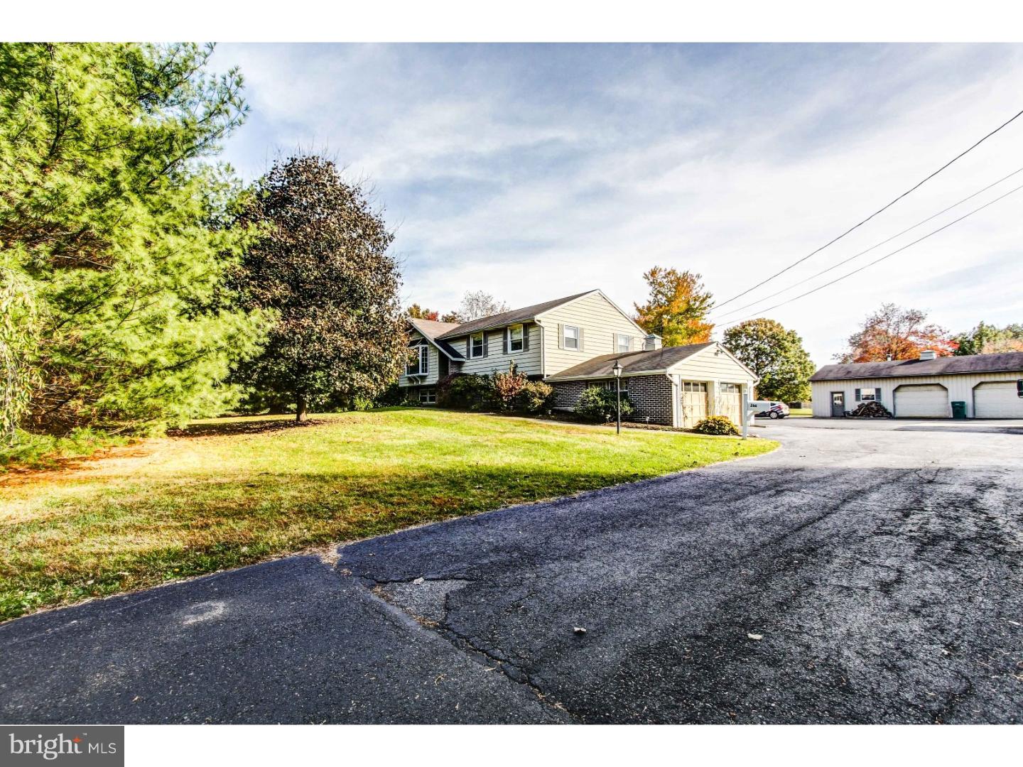 266 Mill Road Quakertown, PA 18951 - Photo 22 of 24 Driveway