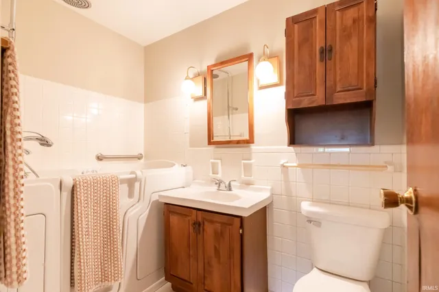 $265,000 | 2845 South Brookside Drive, Bloomington, IN 47401