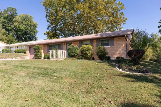 $265,000 | 2845 South Brookside Drive, Bloomington, IN 47401