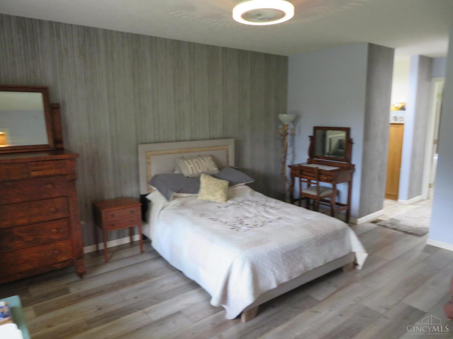 8024 Hightop Road Hillsboro, OH 45133 - Photo 29 of 97