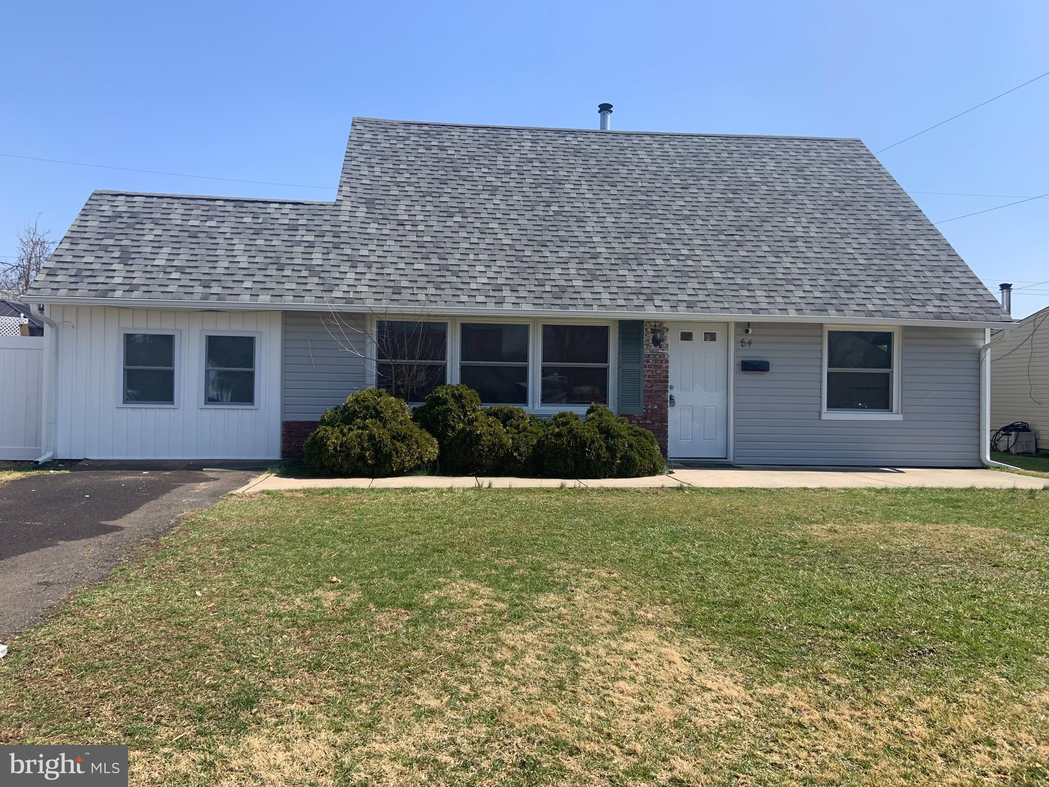 84 Indigo Road Levittown, PA 19057 - Photo 2 of 14