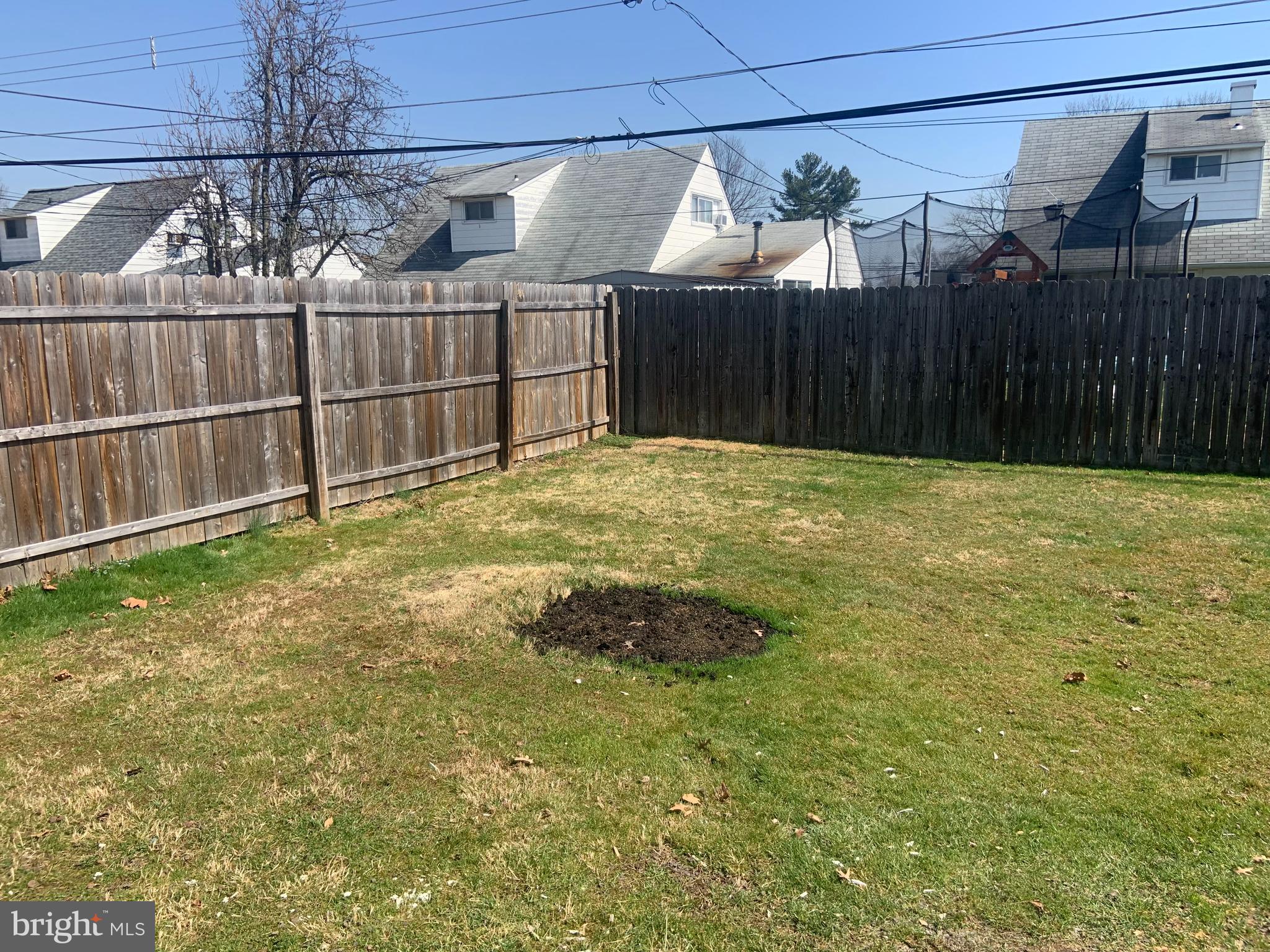 84 Indigo Road Levittown, PA 19057 - Photo 4 of 14