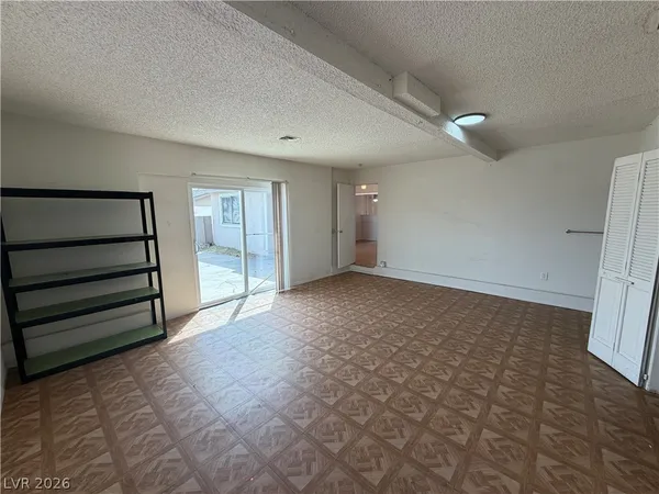 $1,795 | 1804 Kassabian Avenue, Las Vegas, NV 89104