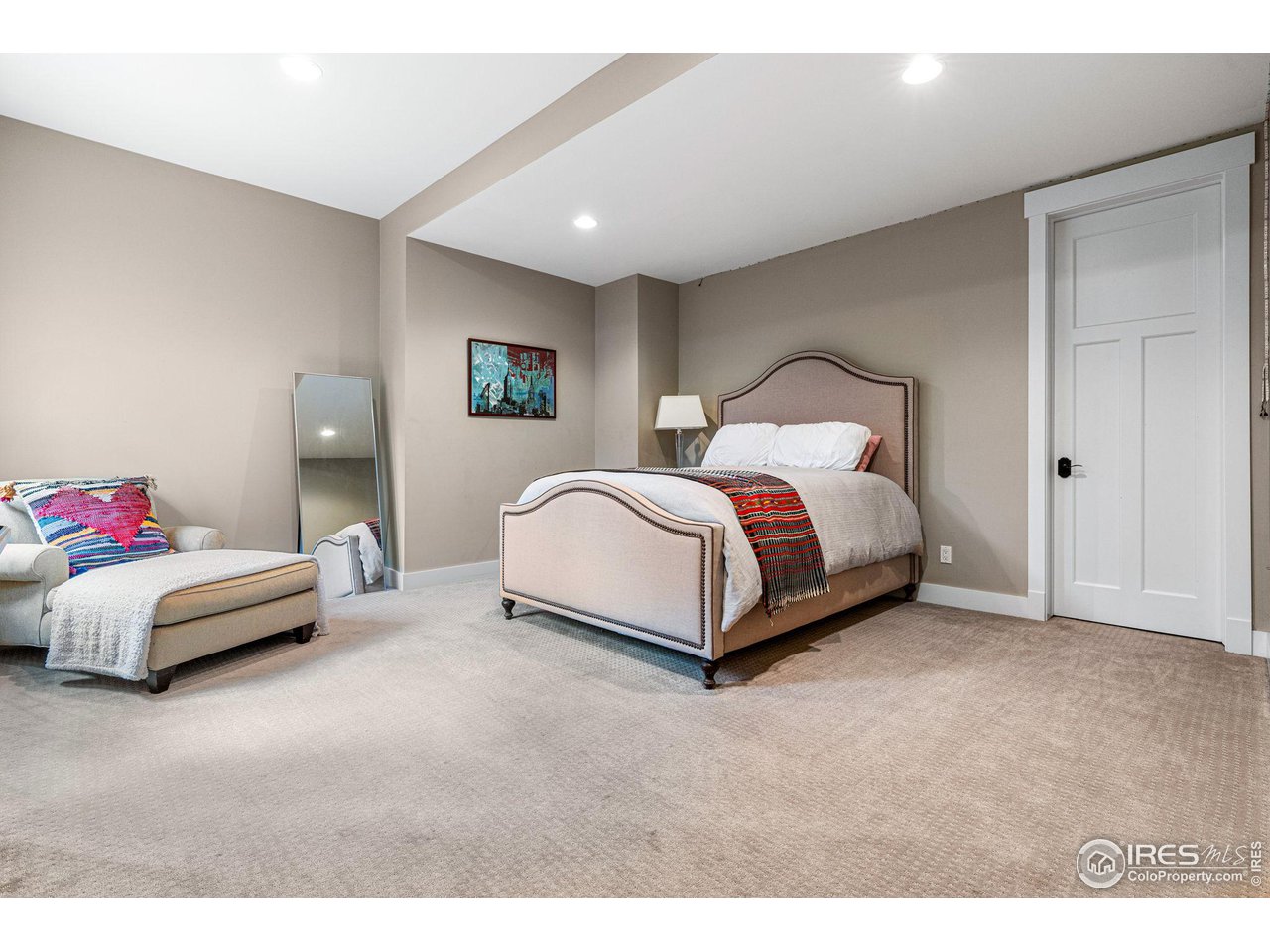 800 Grant Place Boulder, CO 80302 - Photo 34 of 40 Private basement bedroom